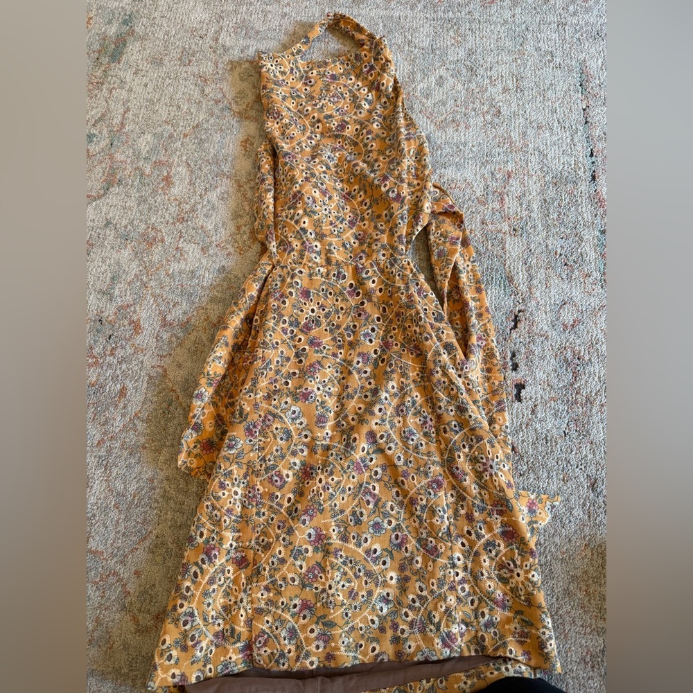 Elliatt Mustard Floral Midi Dress